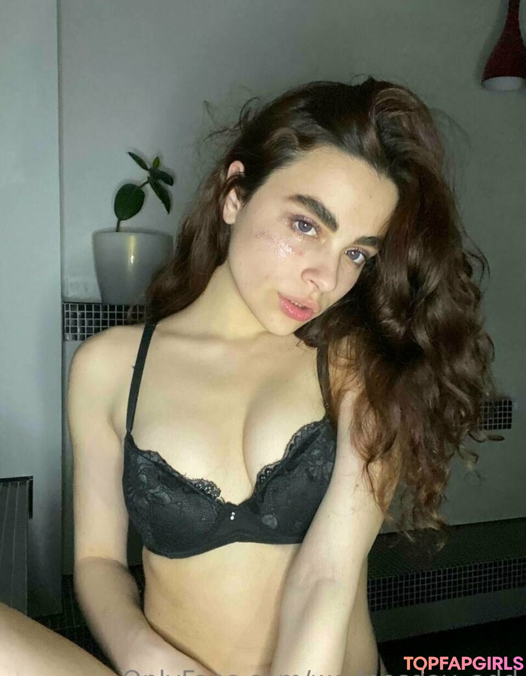 wednesday add model galleries