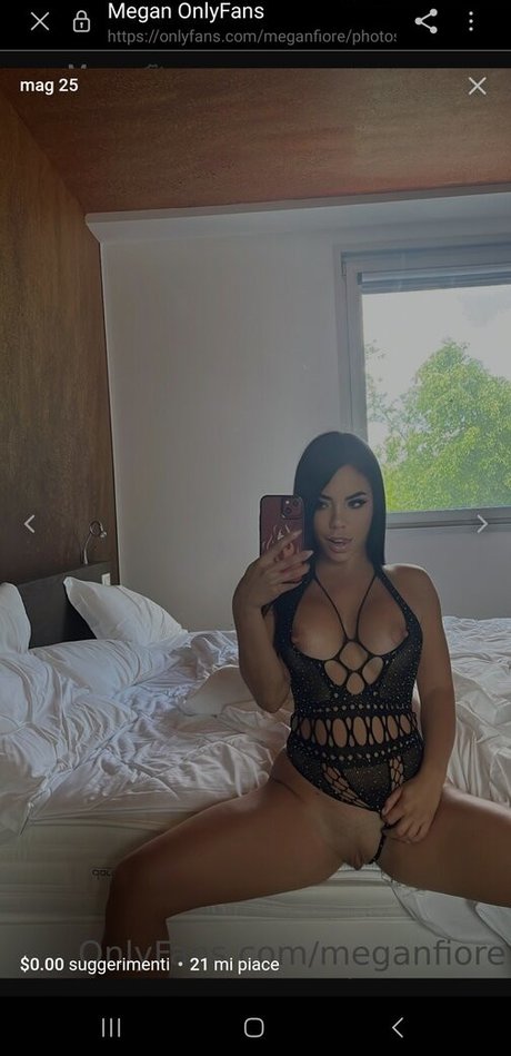 Sonia Maggio nude actress photos