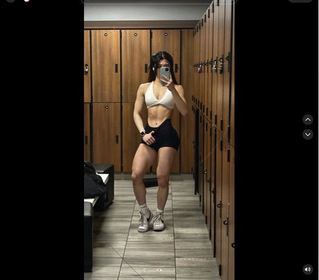 xkyeii perfect pornstar photos