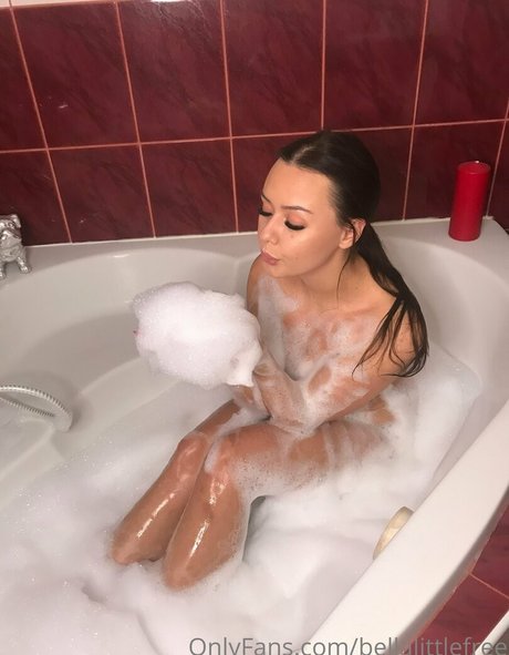 bellalittlefree22 model art image