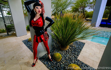 mayasinstress pornstar perfect gallery