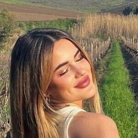 itschristyerin pretty pornstar images