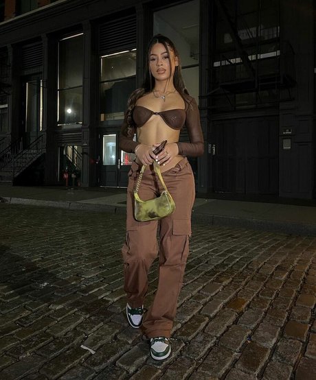 Flor De La Rosa actress galleries