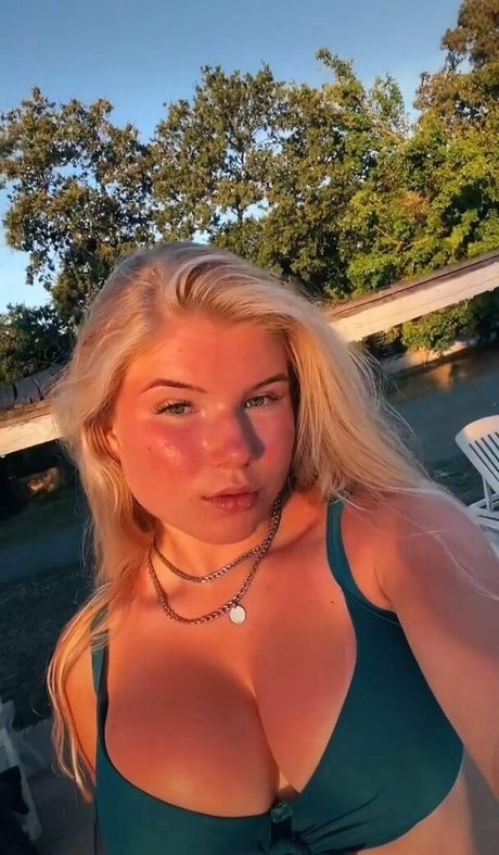 Kusrubxx sexy star picture