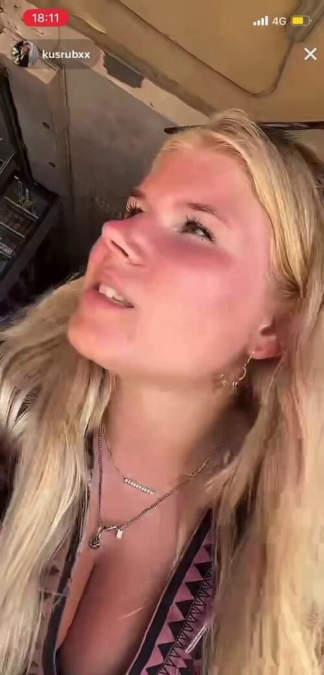 Kusrubxx pornographic actress galleries