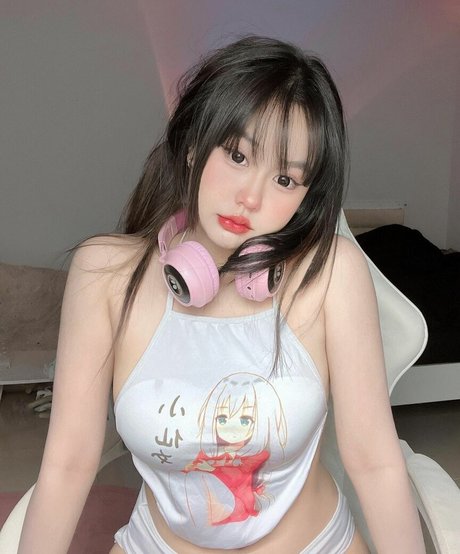 Moddum model nudes picture