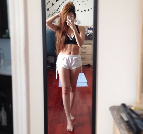 Wanderlustss beautiful actress archive