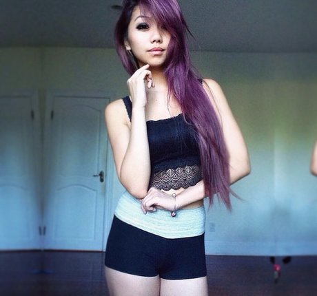 Wanderlustss model high quality pics