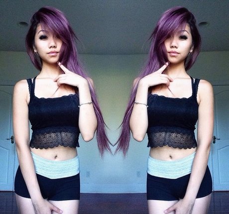 lesbian fingering onlyfans art nude pics