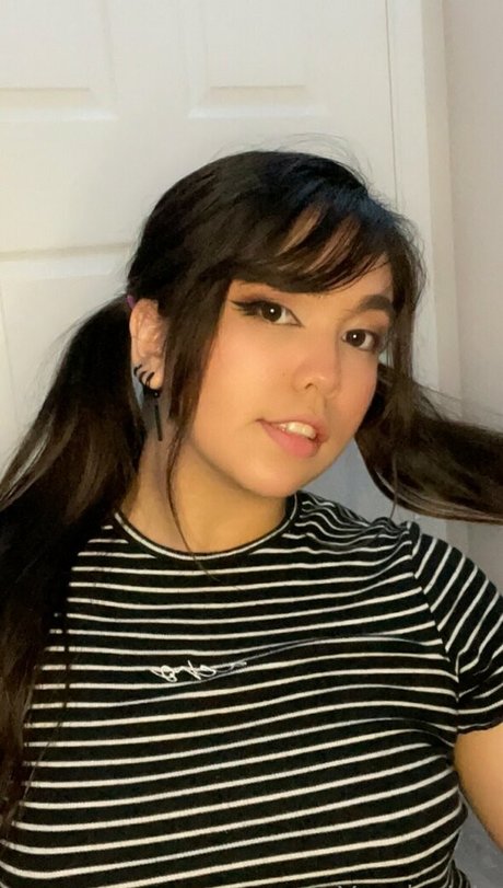 yandericia star hd pic