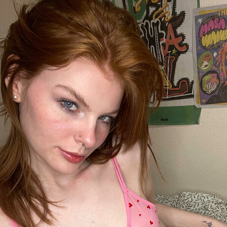 Nora Woods exclusive pornstar pictures