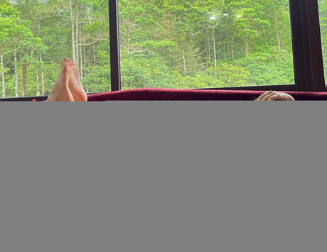 Ester perfect actress photo