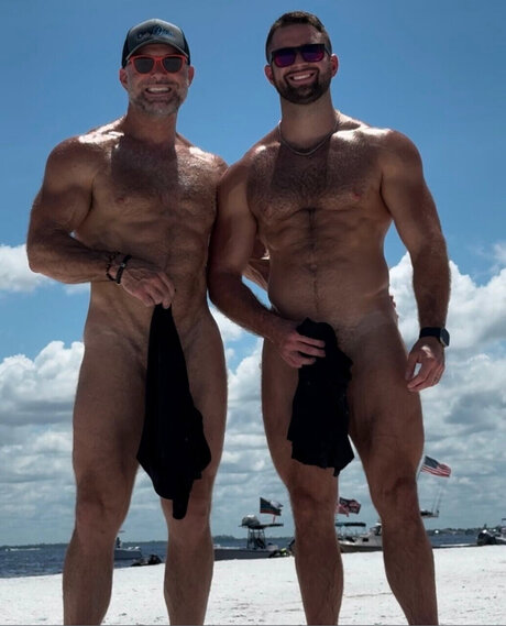 Adam dan srq pornstar sexy gallery