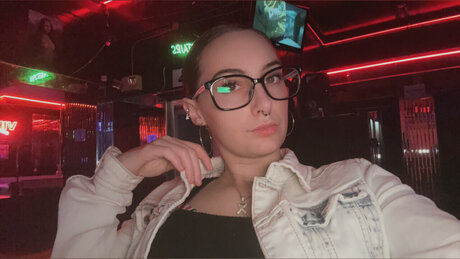 arii pornstar exclusive image