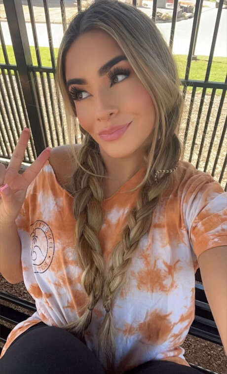 Cam Cordova xxx actress pictures