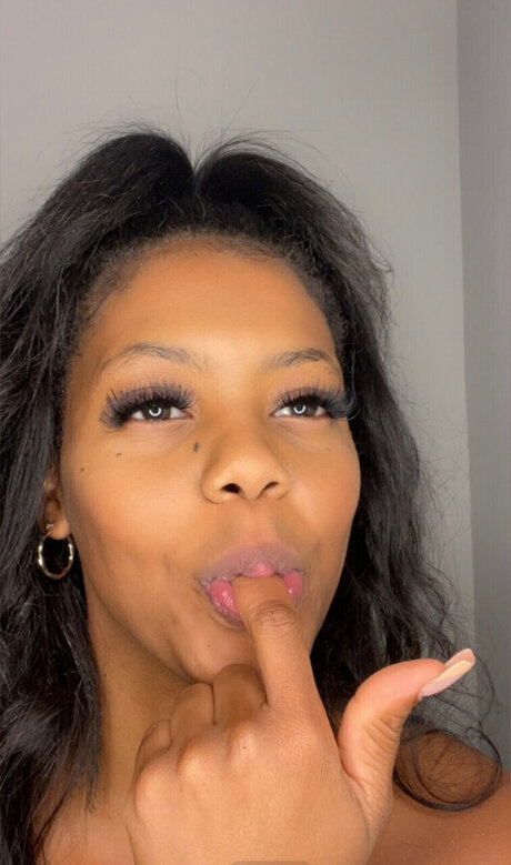 Hi I m Delicious_ star high quality pictures