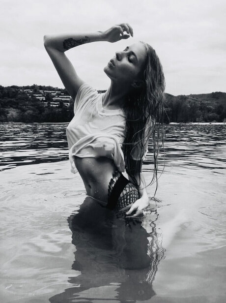 Lala a land pornstar art gallery