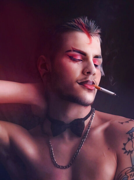 Holover top model pictures