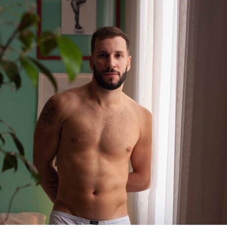 ALXHUNKBR model best img