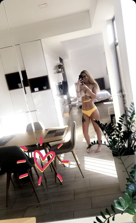 kayliecat exclusive model pic