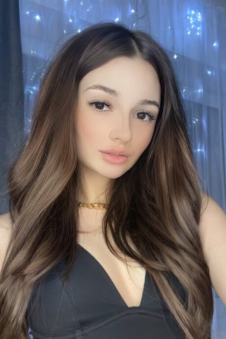 asian shemale onlyfans sexy nude picture