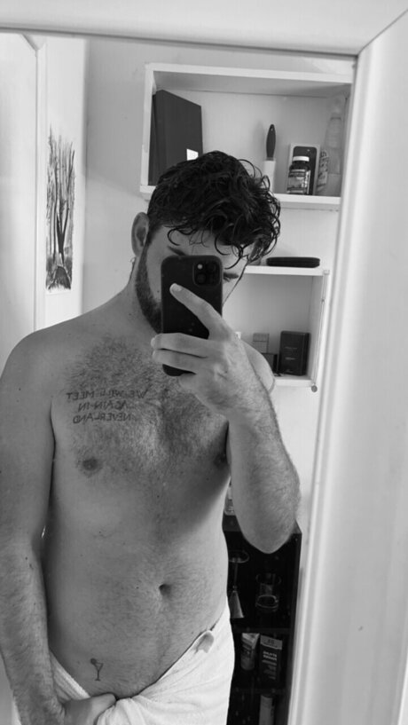 NotMrDarcy exclusive model pic