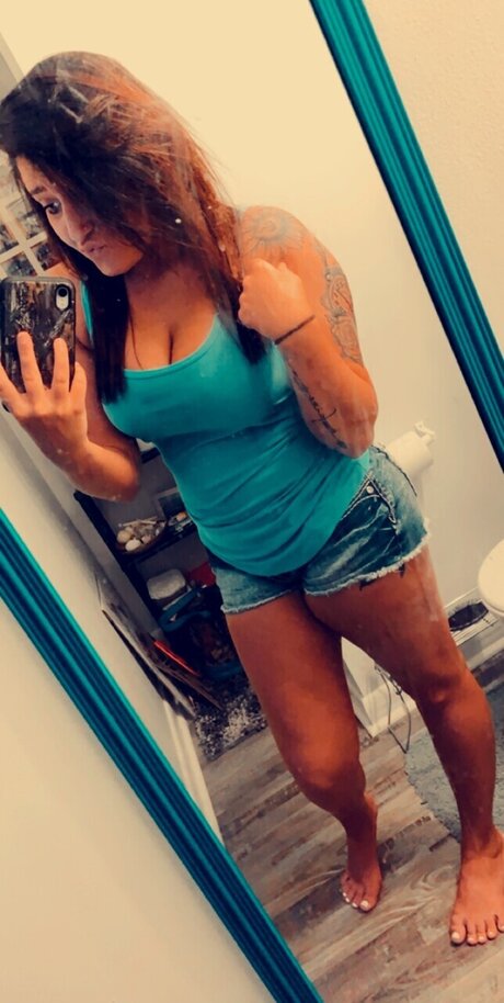 black hair girls do it better pornstar top image