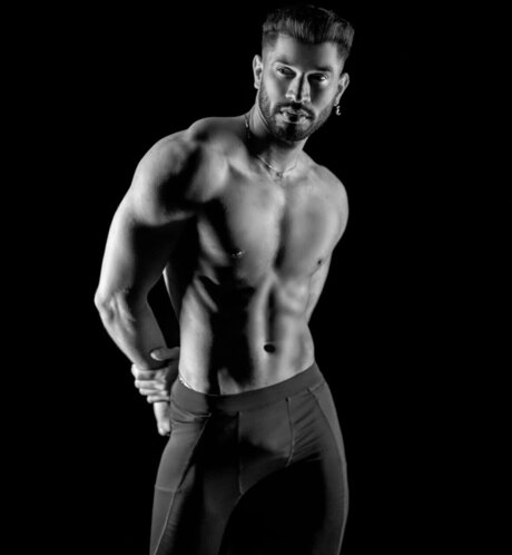 Dario model nudes images