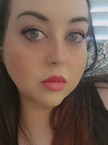 Morbid Beauty nude star picture