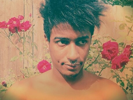 Luis Argueta pornstar nude photo