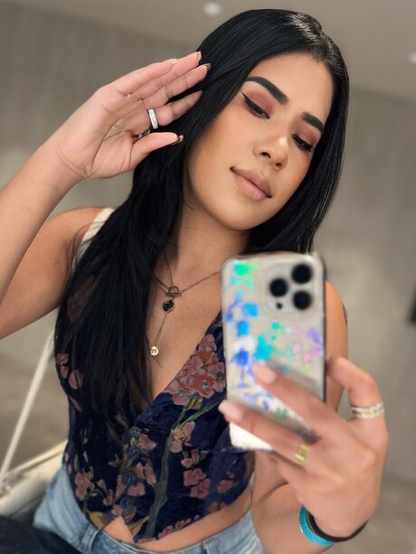 Sweet Chiquita pornstar adult image