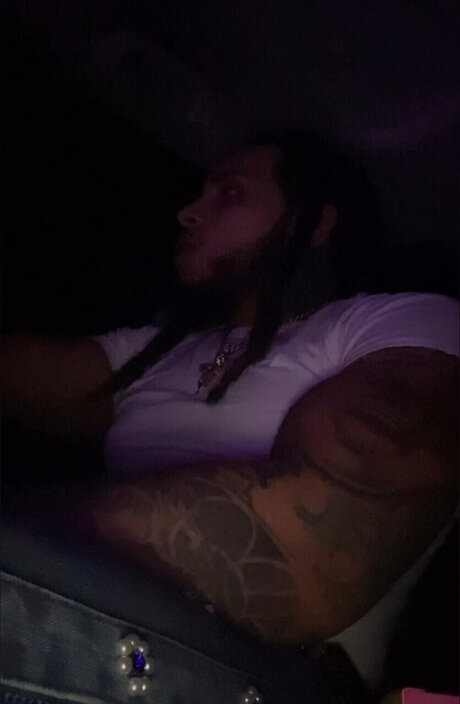 Mikey Mike hot star photo