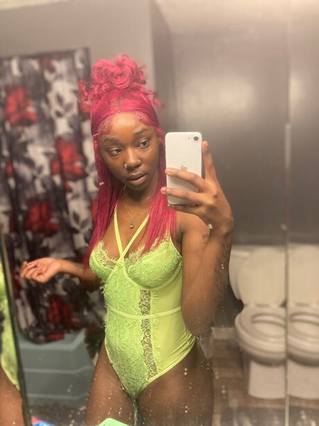 Ashlee Cobb model pretty galleries