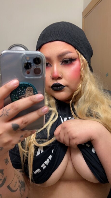 Eren de Lioncourt high quality model pic