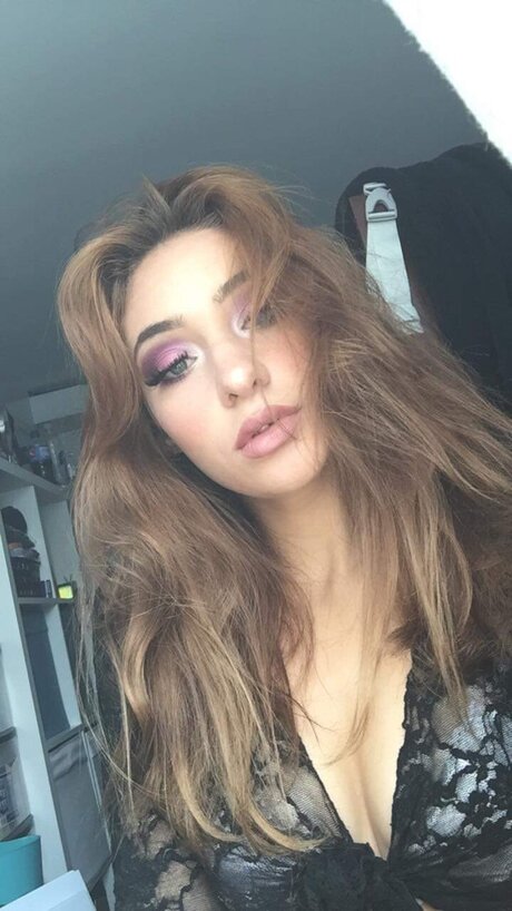 Alicia Hernandez star beautiful img