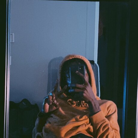 HOOCHIE_ star nude archive