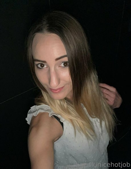 nicehotjob model porn pic
