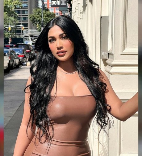 shemale cum in mouth onlyfans hd pic