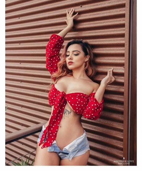 perfect feet onlyfans art nude pic