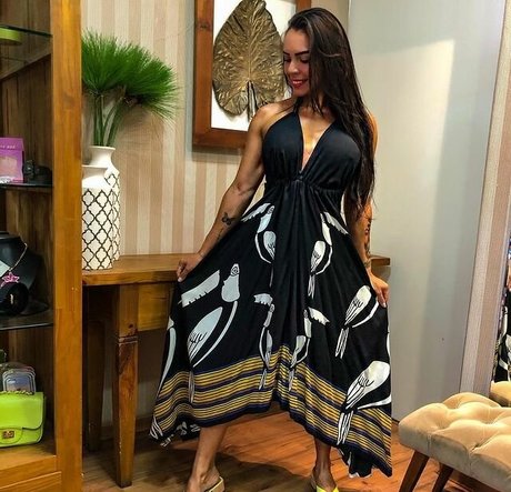 small pussy onlyfans nude picture