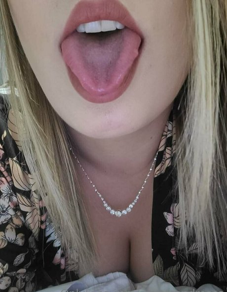 brizzybrawls nude pornstar gallery