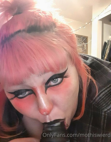 mothisweird erotic pornstar pics