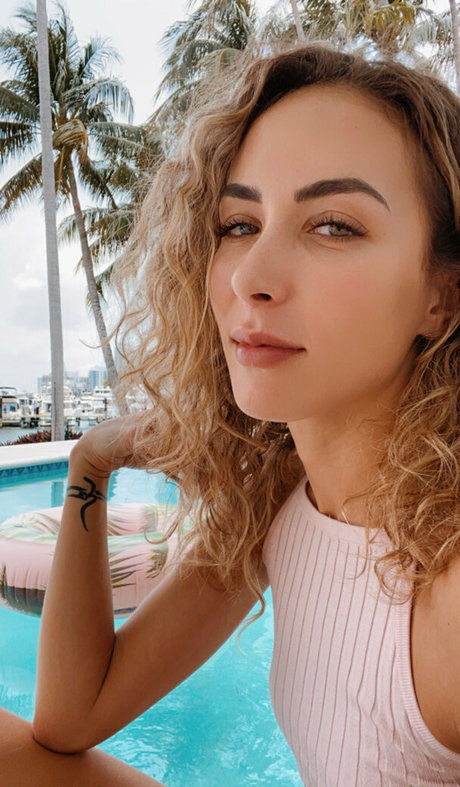 dancewithana model free pictures