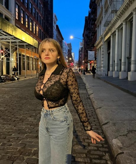 Gabriella Couto nice actress images