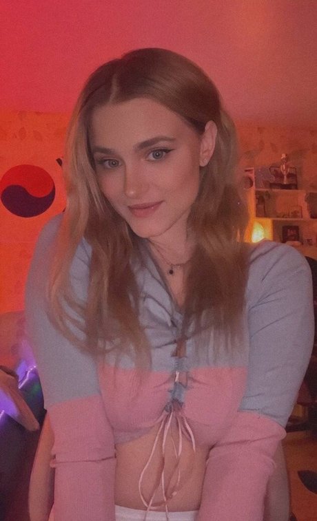 Ksenia Modestal star high quality photos