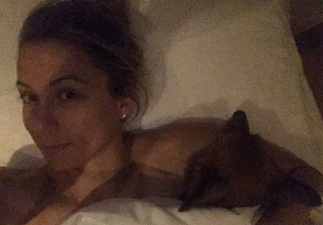 Iliza Shlesinger nudes model photos