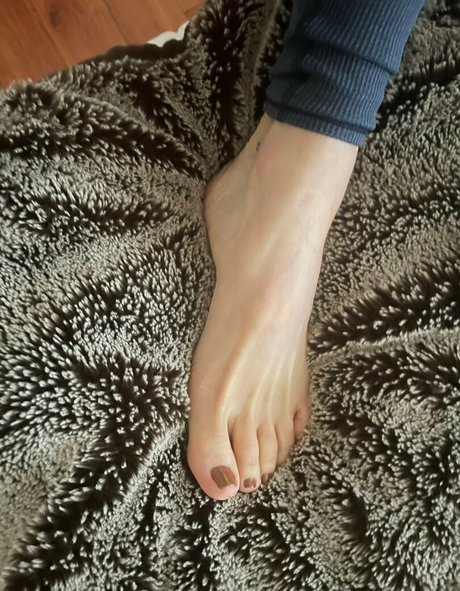 legsfeetrepeat perfect star picture