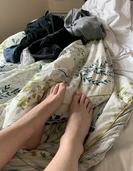 ejaywoods naked actress pic