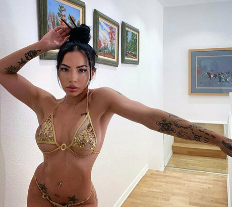 lilkymchiii art star pic