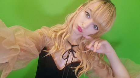 Ava Taylor nude pornstar pic